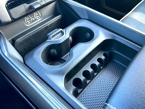 Used 2024 RAM 1500 Laramie image 36