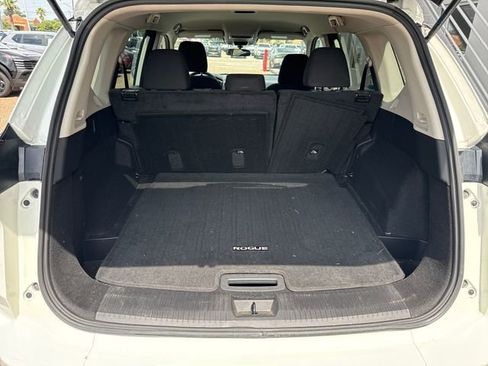 Certified 2024 Nissan Rogue S FWD image 16