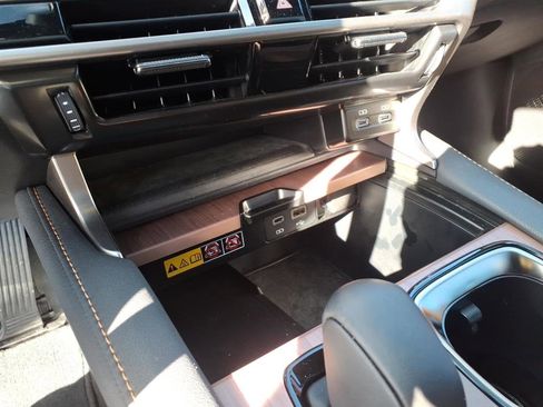 Used 2025 Lexus RX 350 Premium w/ Accessory Package (K3) image 16