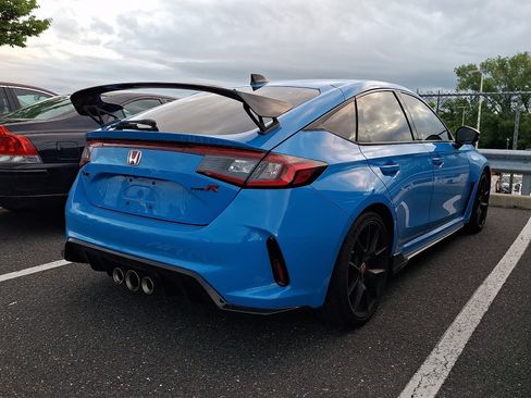 Certified 2025 Honda Civic Type R image 4