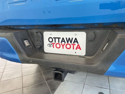 Used 2019 Ford F150 XLT w/ Equipment Group 301A Mid AWD/4WD image 15