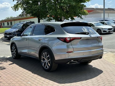 Certified 2024 Acura MDX SH-AWD w/ Technology Package image 5