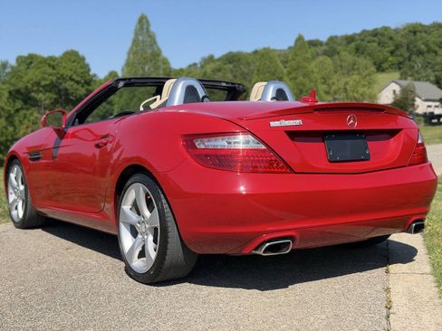 Used 2013 Mercedes-Benz SLK 350 image 11
