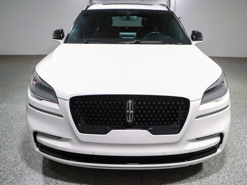 Used 2023 Lincoln Aviator Reserve w/ Jet Package RWD image 4