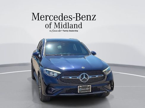 Used 2023 Mercedes-Benz GLC 300 4MATIC image 1