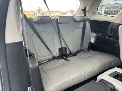 Used 2023 Honda Pilot Elite image 24