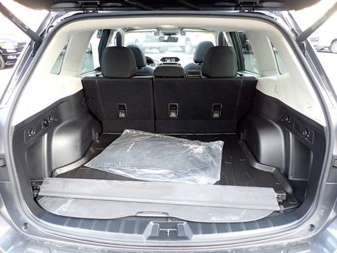 Used 2020 Subaru Forester Premium image 6