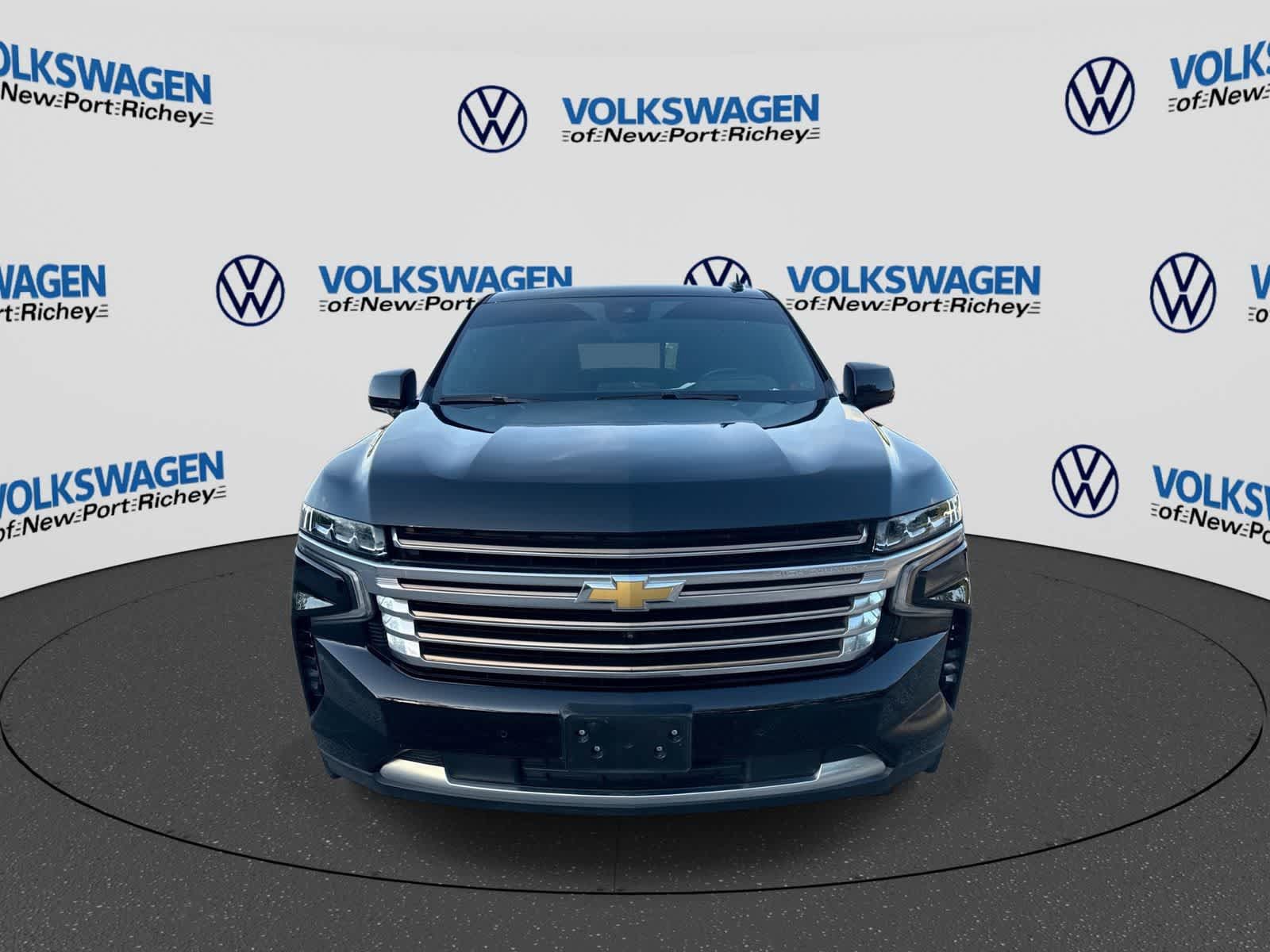 Used 2024 Chevrolet Tahoe High Country w/ Advanced Technology Package AWD/4WD image 17