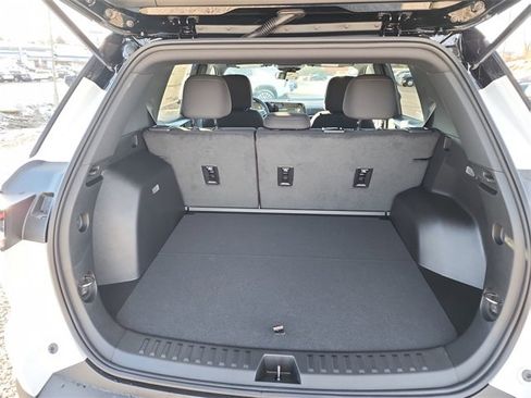 New 2026 Chevrolet Equinox LT image 14