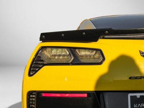 Used 2016 Chevrolet Corvette Z06 w/ 3LZ Preferred Equipment Group image 45