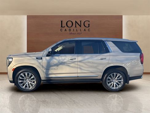 Used 2022 GMC Yukon Denali image 2