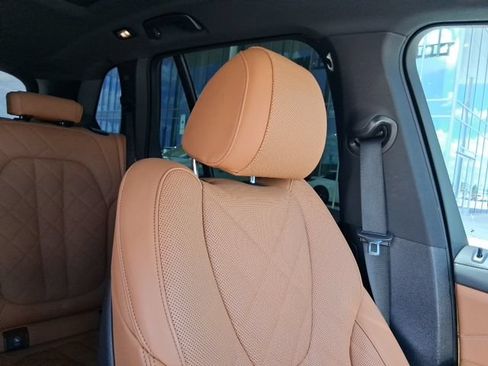 Used 2026 BMW X5 sDrive40i w/ M Sport Package RWD image 17