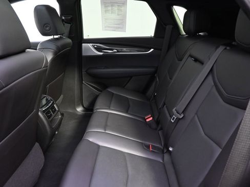 Certified 2023 Cadillac XT5 Sportv w/ Technology Package image 21