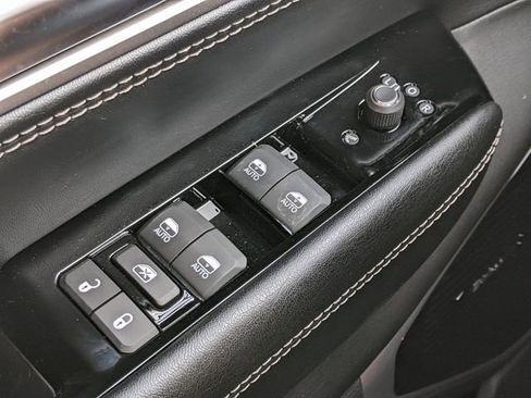 New 2026 Jeep Grand Wagoneer Limited AWD/4WD image 17