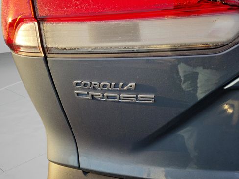 Certified 2024 Toyota Corolla Cross L image 14