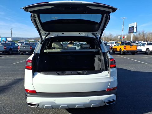 Used 2022 BMW X5 sDrive40i RWD image 6