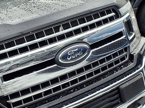 Used 2018 Ford F150 XLT w/ Equipment Group 302A Luxury image 29