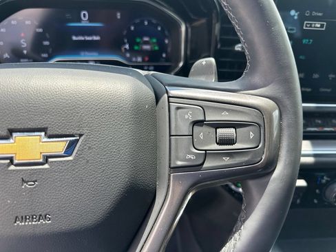 Used 2024 Chevrolet Silverado 1500 High Country w/ High Country Premium Package AWD/4WD image 15