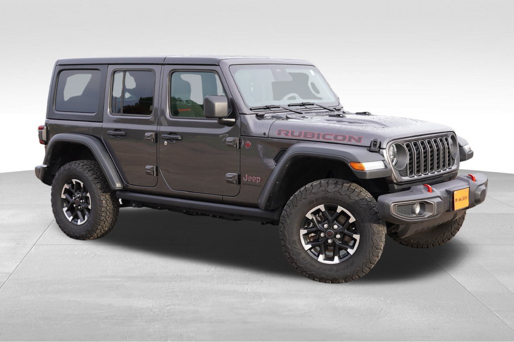 Used 2025 Jeep Wrangler Unlimited Rubicon w/ Convenience Group AWD/4WD image 2