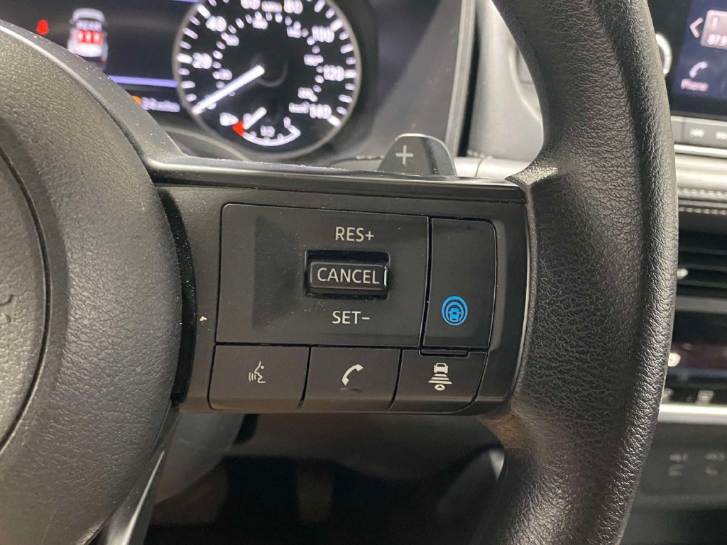 Used 2024 Nissan Rogue SV AWD/4WD image 24