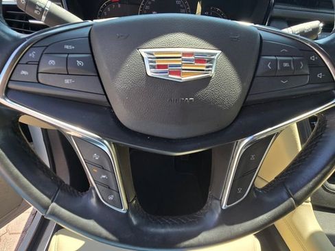 Used 2019 Cadillac XT5 Luxury FWD image 26