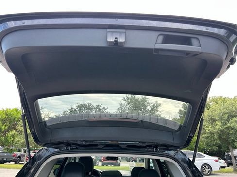 Certified 2023 Volkswagen Taos SEL AWD/4WD image 56