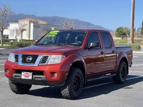 Used 2017 Nissan Frontier SV w/ SV Value Truck Package image 28
