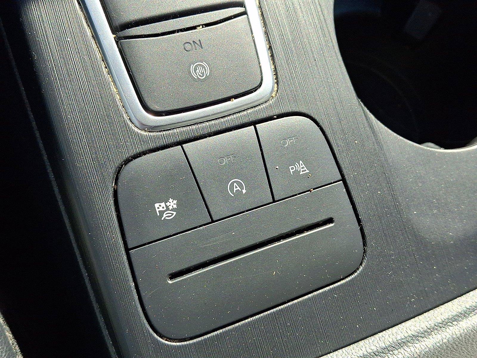 Used 2022 Ford Escape Titanium AWD/4WD image 26