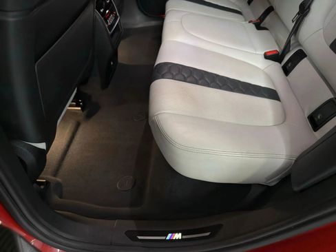 Used 2020 BMW X6 M Competition w/ Executive Package AWD/4WD image 27