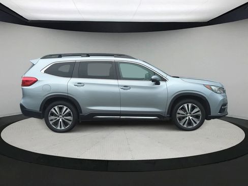 Certified 2022 Subaru Ascent Limited w/ Technology Package AWD/4WD image 9