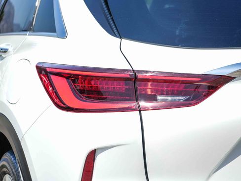 Used 2024 INFINITI QX50 Luxe FWD image 9