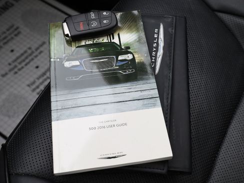 Used 2016 Chrysler 300 C image 12
