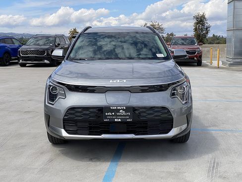 New 2026 Kia Niro Wind FWD image 9