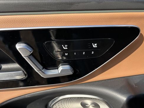 Used 2024 Mercedes-Benz E 350 4MATIC Sedan image 21