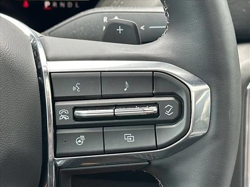 New 2026 GMC Yukon XL Denali w/ Denali Reserve Package AWD/4WD image 34