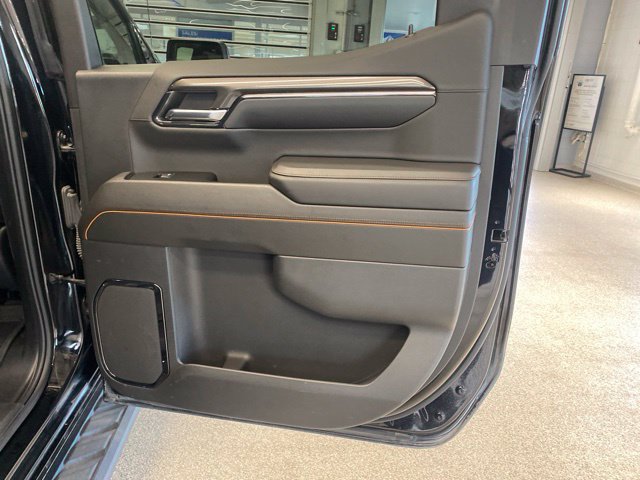 Used 2024 GMC Sierra 1500 AT4 w/ Technology Package AWD/4WD image 15