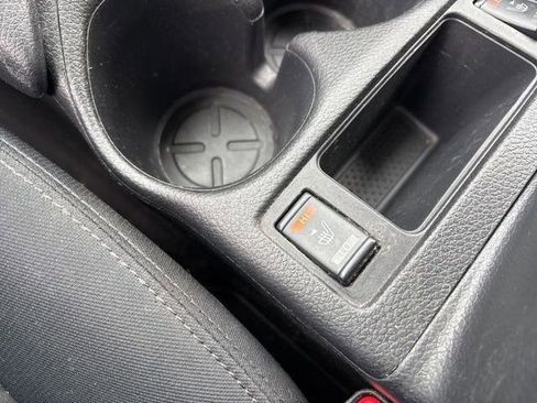 Used 2018 Nissan Rogue SV w/ Premium Package image 25