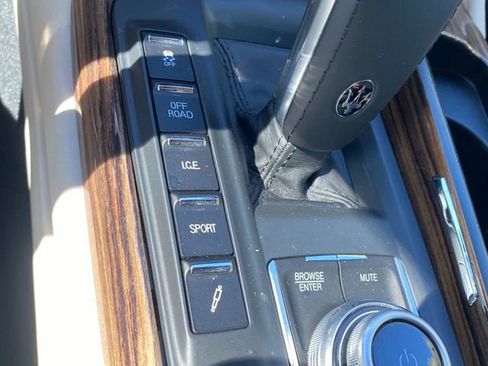 Used 2022 Maserati Levante GT image 32