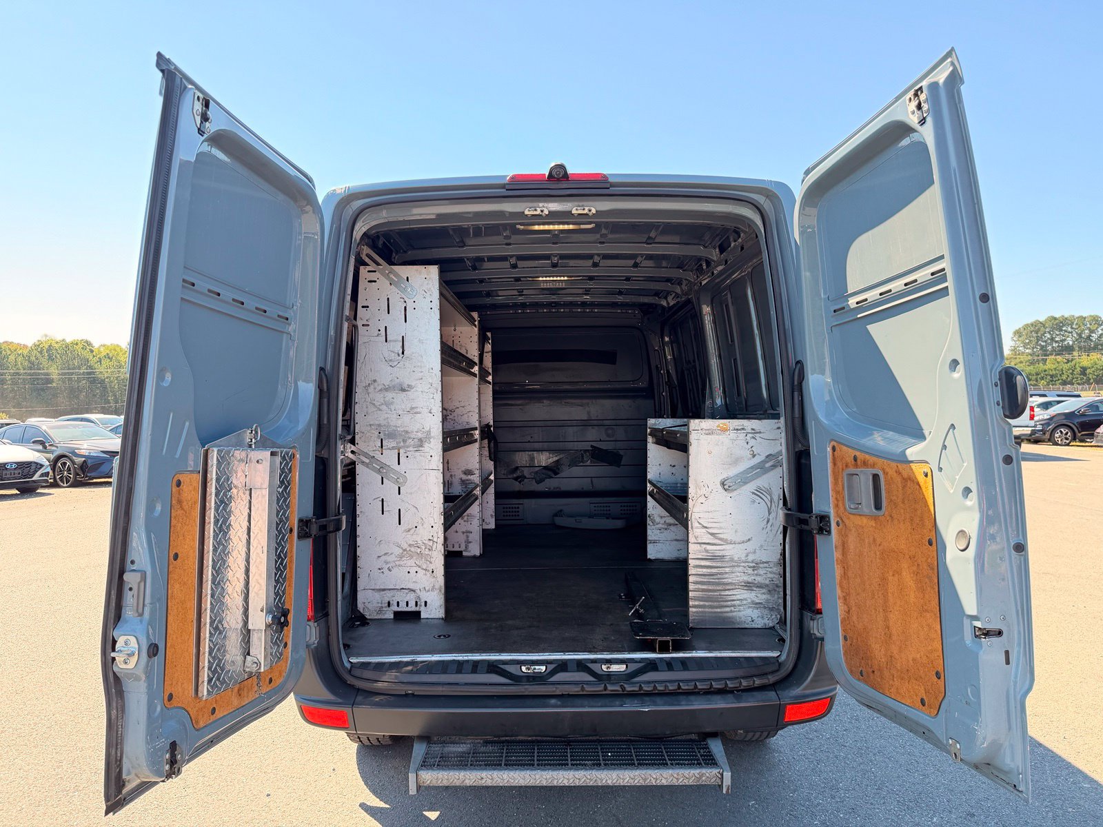 Used 2016 Mercedes-Benz Sprinter 2500 image 17