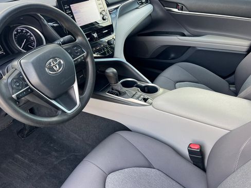 Certified 2021 Toyota Camry LE FWD image 9