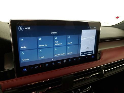 Used 2023 Lincoln Corsair Reserve w/ Equipment Group 202A AWD/4WD image 27