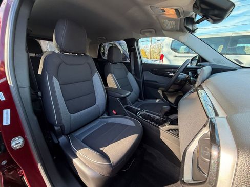 Used 2025 Chevrolet TrailBlazer LT image 34