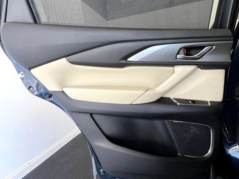 Used 2019 MAZDA CX-9 Touring w/ Touring Premium Package image 9
