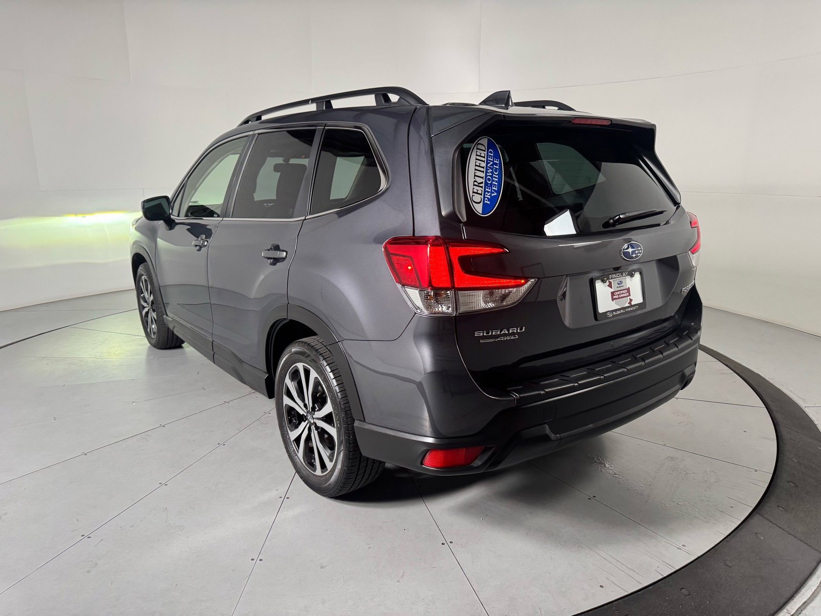 Certified 2023 Subaru Forester Limited AWD/4WD image 3