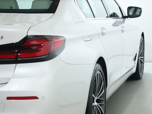 Certified 2023 BMW 540i xDrive w/ Premium Package image 46