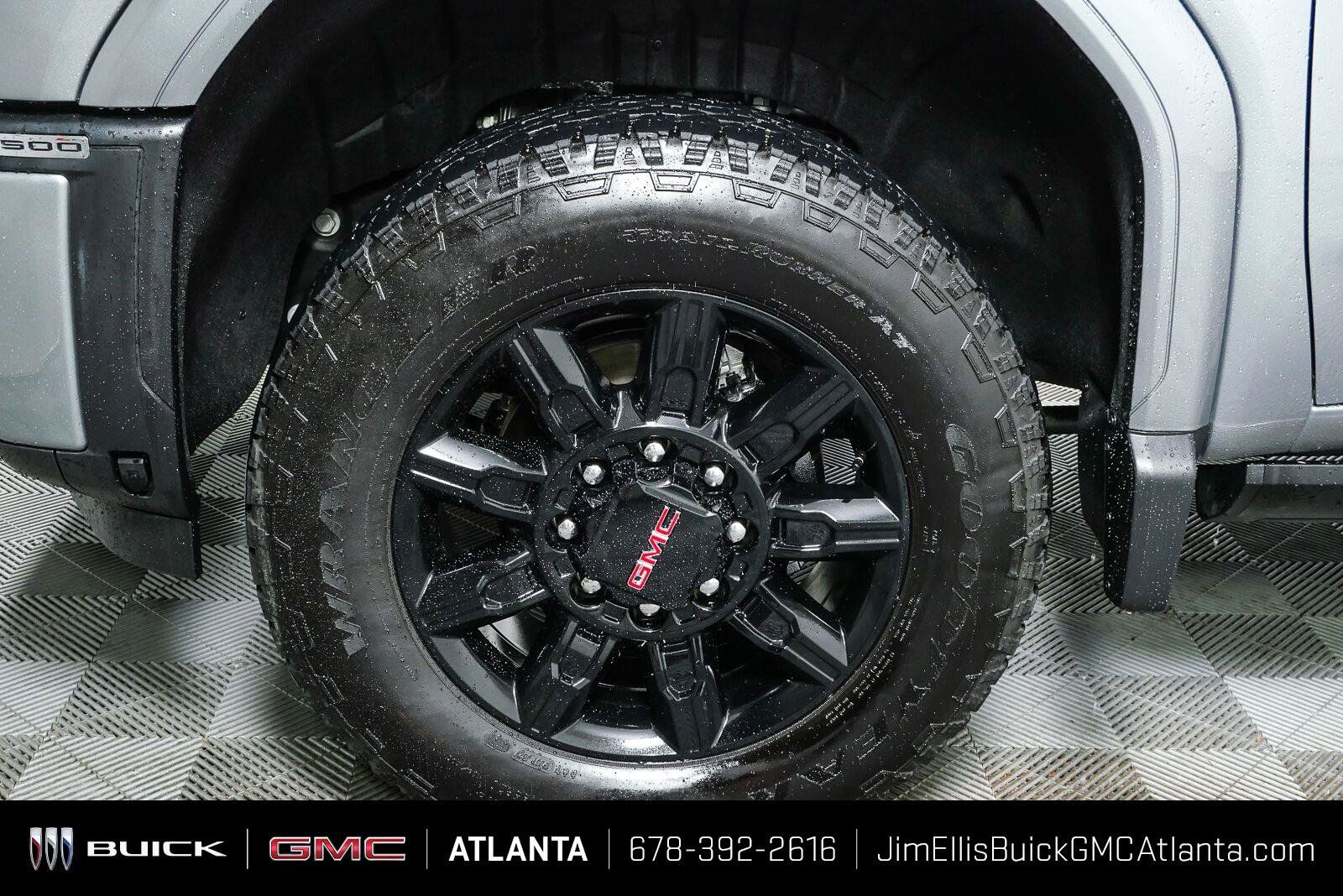 Certified 2026 GMC Sierra 2500 AT4 w/ AT4 Premium Plus Package AWD/4WD image 36
