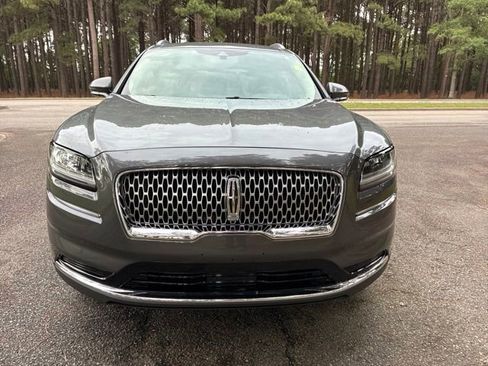 Used 2023 Lincoln Nautilus FWD w/ Premium Package image 8