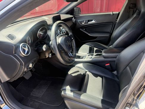 Used 2018 Mercedes-Benz CLA 250 image 7