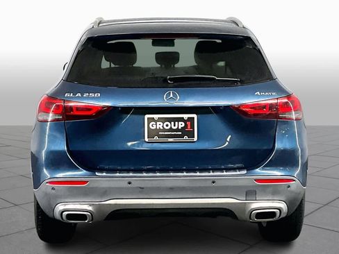 Used 2021 Mercedes-Benz GLA 250 4MATIC image 4