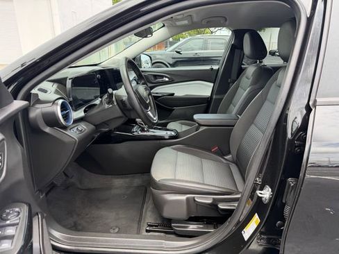 Used 2026 Chevrolet Trax LT w/ Driver Confidence Package FWD image 10